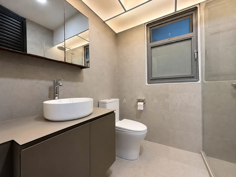 627A Tampines Street 61, 627A Tampines Street 61, 3 Bedrooms, 1,001 sqft, HDB Flat For Sale, by Tan Chea Yang, 500188659 - Bathroom - PropertyGuru.com.sg