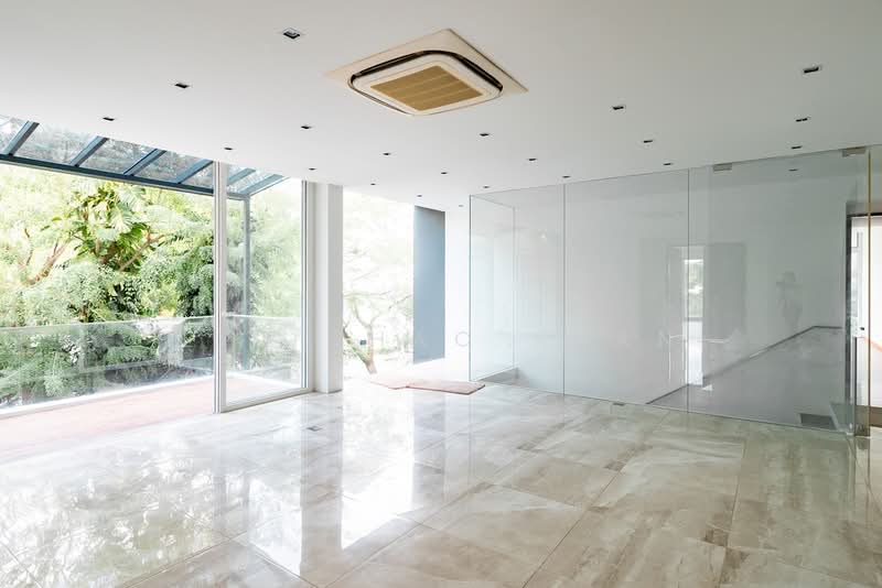 Modern Semi-Detached near Bayshore MRT for Short-Term Rental, , 7 Bedrooms, 8,882 sqft, Semi-Detached House For Rent, by Lim Zhao Xuan, 500188660 - Interior - PropertyGuru.com.sg