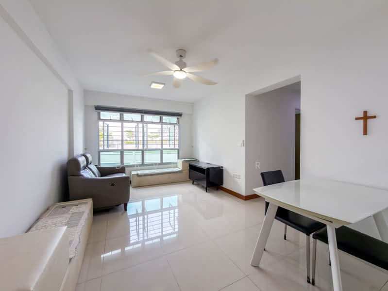 673A Edgefield Plains, 673A Edgefield Plains, 3 Bedrooms, 969 sqft, HDB Flat For Sale, by Dave Sear, 500188662 - Living Room - PropertyGuru.com.sg