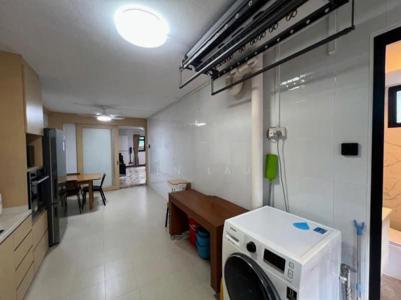 302 Clementi Avenue 4, 302 Clementi Avenue 4, 3 Bedrooms, 990 sqft, HDB Flat For Rent, by Ben Lau, 500188668 - Kitchen - PropertyGuru.com.sg