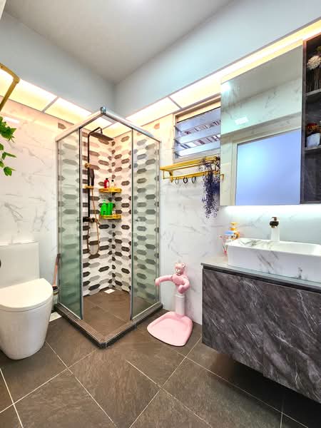 489C Choa Chu Kang Avenue 5, 489C Choa Chu Kang Avenue 5, 3 Bedrooms, 1,216 sqft, HDB Flat For Sale, by Eric Wong, 500188674 - Bathroom - PropertyGuru.com.sg