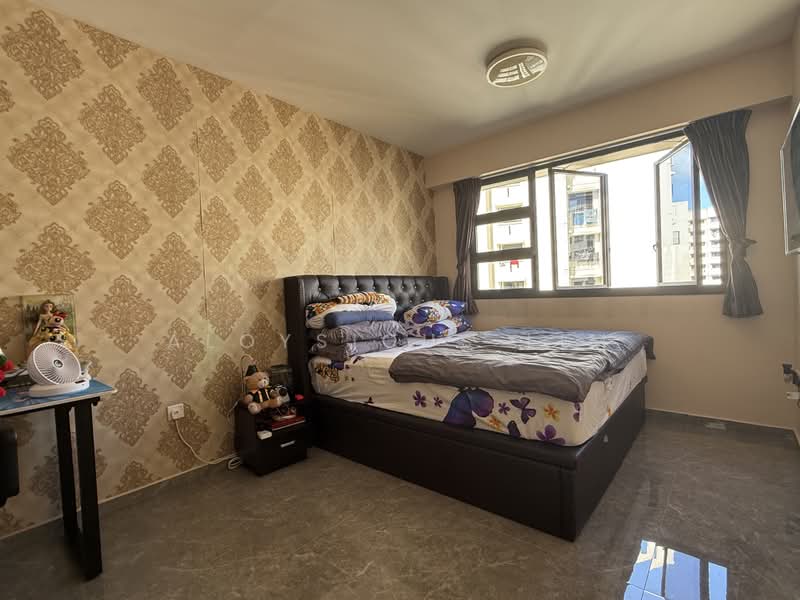 464A Bukit Batok West Avenue 8, 464A Bukit Batok West Avenue 8, 3 Bedrooms, 1,216 sqft, HDB Flat For Sale, by Aloysious Lim, 500188675 - Bedroom - PropertyGuru.com.sg