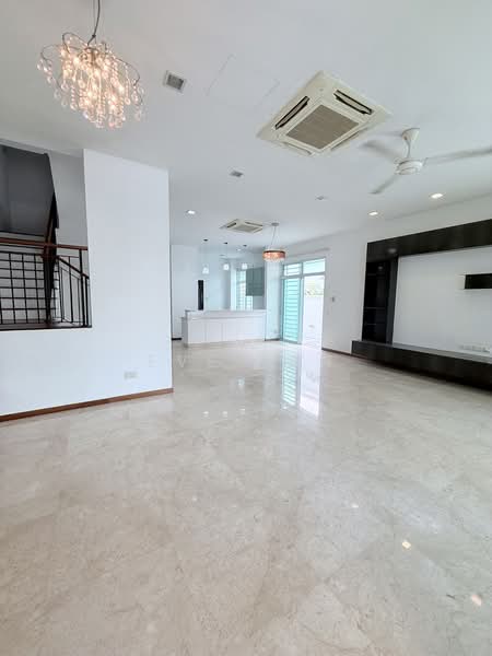 Serangoon Garden Estate, Bridport Avenue, 5 Bedrooms, 4,600 sqft, Semi-Detached House For Rent, by Eve Tan, 500188678 - Living Room - PropertyGuru.com.sg