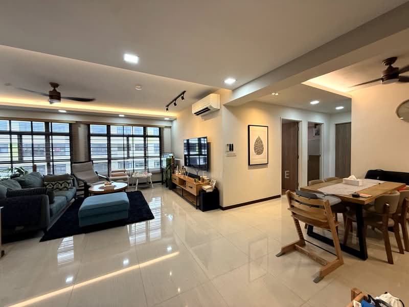 609A Tampines North Drive 1, 609A Tampines North Drive 1, 3 Bedrooms, 1,216 sqft, HDB Flat For Sale, by Jun Wei Lee, 500188682 - Living Room - PropertyGuru.com.sg