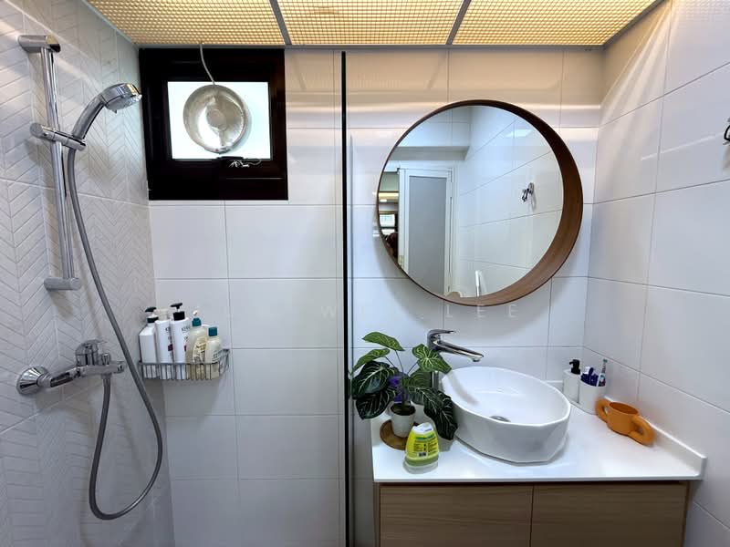 609A Tampines North Drive 1, 609A Tampines North Drive 1, 3 Bedrooms, 1,216 sqft, HDB Flat For Sale, by Jun Wei Lee, 500188682 - Bathroom - PropertyGuru.com.sg