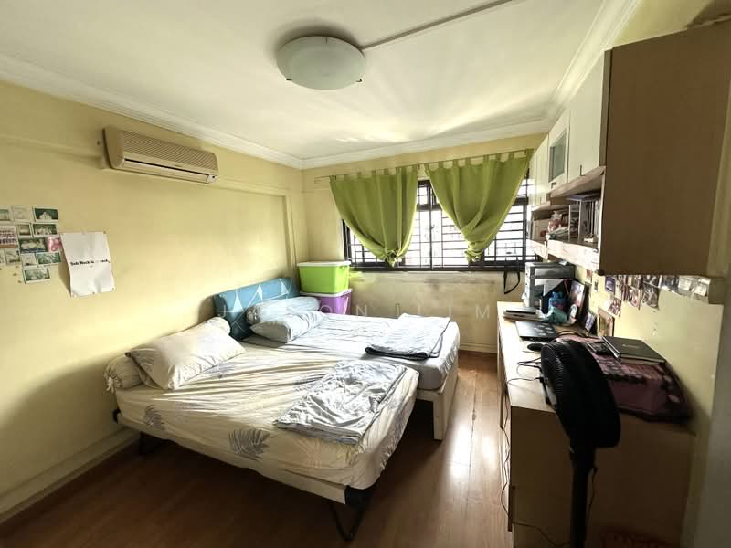 101 Ang Mo Kio Avenue 3, 101 Ang Mo Kio Avenue 3, 3 Bedrooms, 1,260 sqft, HDB Flat For Sale, by Jason Lim, 500188687 - Bedroom - PropertyGuru.com.sg