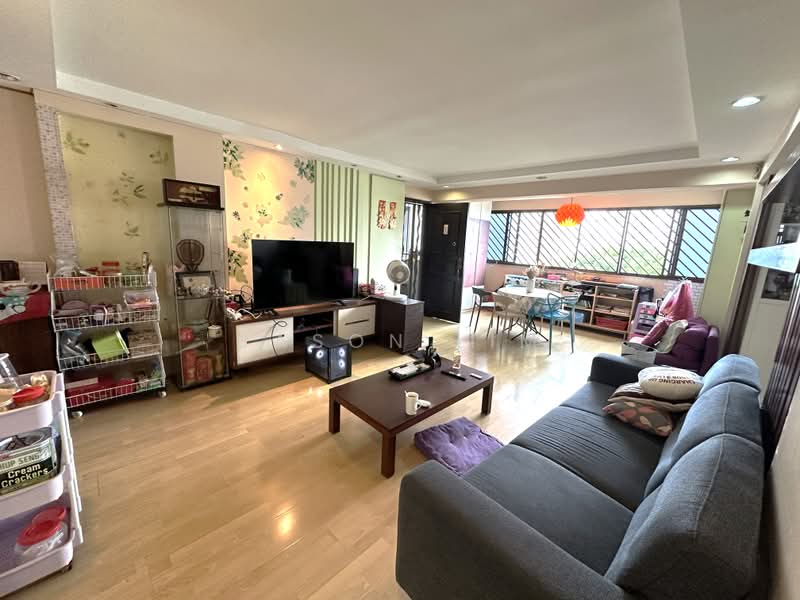 101 Ang Mo Kio Avenue 3, 101 Ang Mo Kio Avenue 3, 3 Bedrooms, 1,260 sqft, HDB Flat For Sale, by Jason Lim, 500188687 - Living Room - PropertyGuru.com.sg
