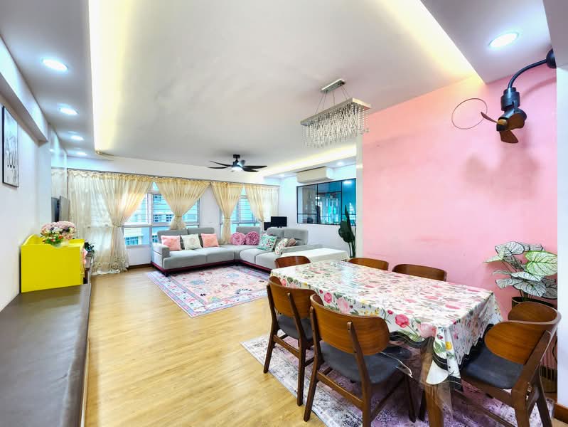 489C Choa Chu Kang Avenue 5, 489C Choa Chu Kang Avenue 5, 3 Bedrooms, 1,216 sqft, HDB Flat For Sale, by Shon Foong, 500188688 - Living Room - PropertyGuru.com.sg