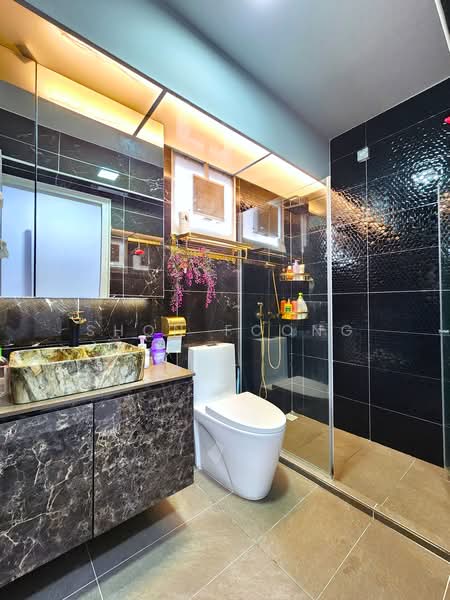 489C Choa Chu Kang Avenue 5, 489C Choa Chu Kang Avenue 5, 3 Bedrooms, 1,216 sqft, HDB Flat For Sale, by Shon Foong, 500188688 - Bathroom - PropertyGuru.com.sg