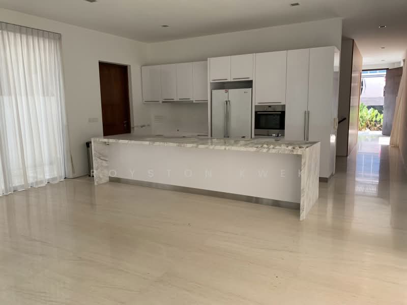 Serangoon Garden Estate, Farleigh Avenue, 6 Bedrooms, 6,000 sqft, Detached House For Rent, by Royston Kwek, 500188694 - Kitchen - PropertyGuru.com.sg