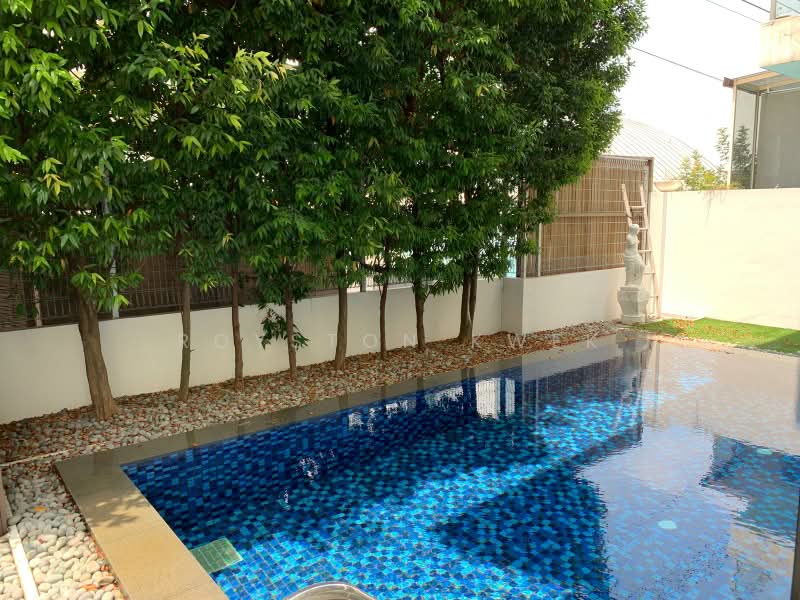 Serangoon Garden Estate, Farleigh Avenue, 6 Bedrooms, 6,000 sqft, Detached House For Rent, by Royston Kwek, 500188694 - Pool - PropertyGuru.com.sg