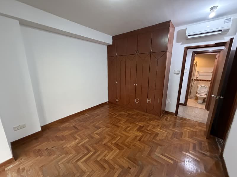 Regentville, 2 Hougang Street 92, 2 Bedrooms, 980 sqft, Condominium For Rent, by Johnny Chia, 500188703 - Bathroom - PropertyGuru.com.sg