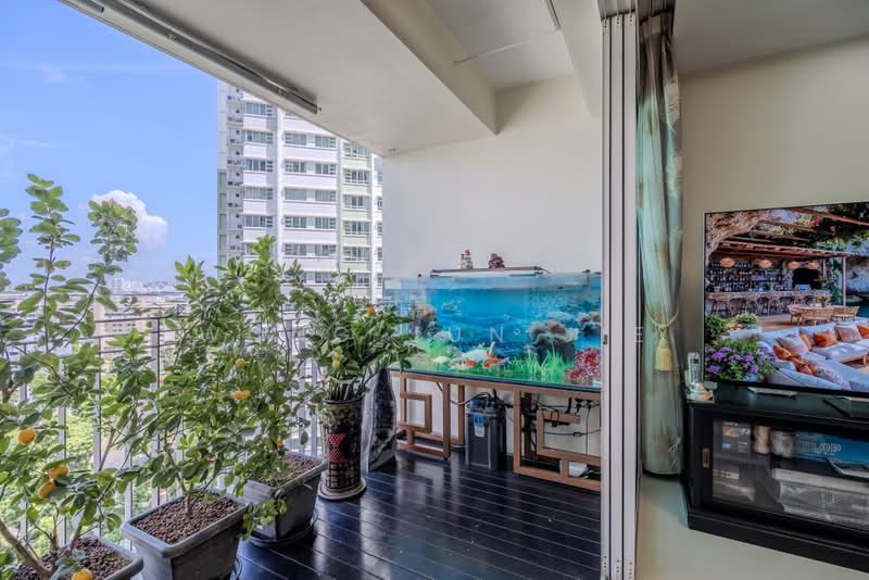 588D Ang Mo Kio Street 52, 588D Ang Mo Kio Street 52, 3 Bedrooms, 980 sqft, HDB Flat For Sale, by Wong Jun Jie, 500188704 - Balcony - PropertyGuru.com.sg