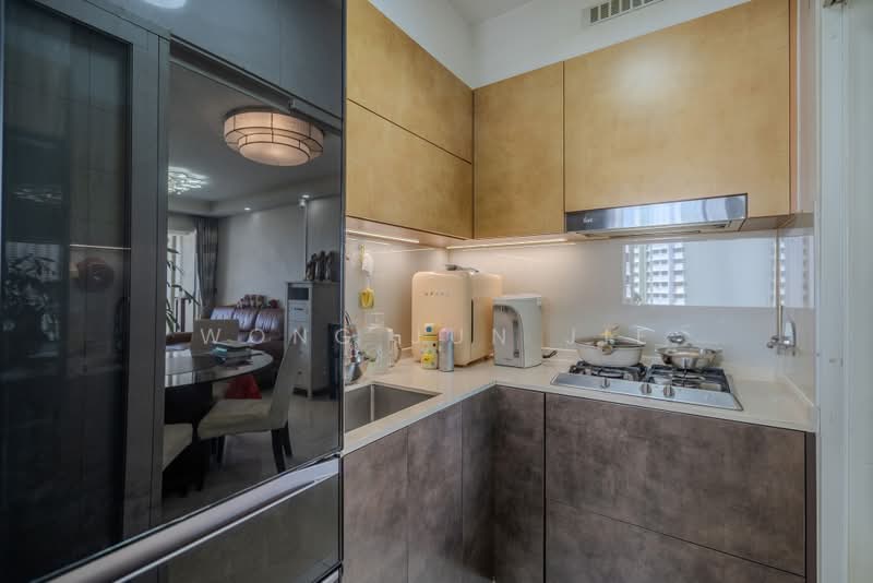 588D Ang Mo Kio Street 52, 588D Ang Mo Kio Street 52, 3 Bedrooms, 980 sqft, HDB Flat For Sale, by Wong Jun Jie, 500188704 - Kitchen - PropertyGuru.com.sg
