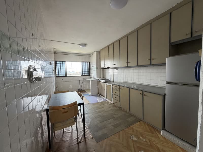 179 Ang Mo Kio Avenue 5, 179 Ang Mo Kio Avenue 5, 3 Bedrooms, 980 sqft, HDB Flat For Sale, by Faith Ang, 500188707 - Kitchen - PropertyGuru.com.sg
