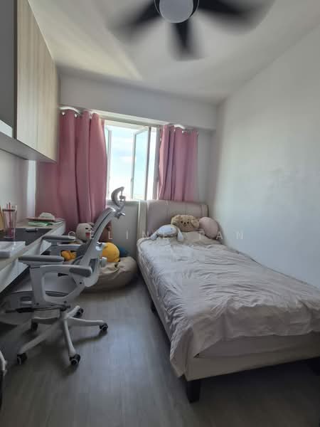 182B Woodlands Street 13, 182B Woodlands Street 13, 4 Bedrooms, 1,291 sqft, HDB Flat For Sale, by Celine Tan, 500188708 - Bedroom - PropertyGuru.com.sg