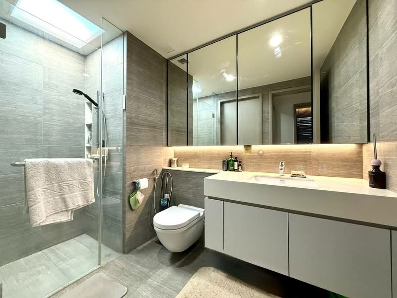 The Garden Residences, 1 Serangoon North View, 2 Bedrooms, 614 sqft, Condominium For Sale, by Aldric Tong 董伟祥, 500188709 - Bathroom - PropertyGuru.com.sg