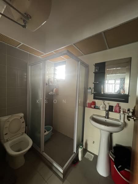 808B Choa Chu Kang Avenue 1, 808B Choa Chu Kang Avenue 1, 3 Bedrooms, 990 sqft, HDB Flat For Sale, by Kson Tay, 500188721 - Bathroom - PropertyGuru.com.sg