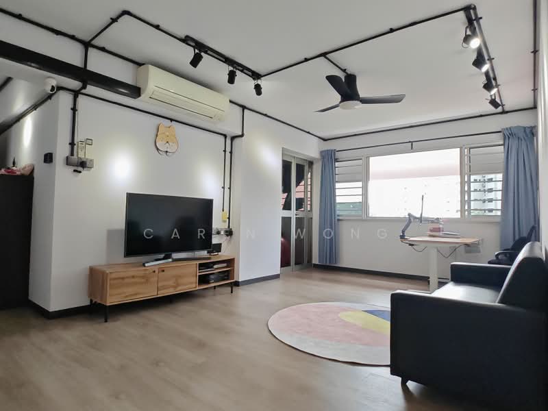 186 Bukit Batok West Avenue 6, 186 Bukit Batok West Avenue 6, 3 Bedrooms, 1,130 sqft, HDB Flat For Sale, by Caren Wong, 500188732 - Living Room - PropertyGuru.com.sg