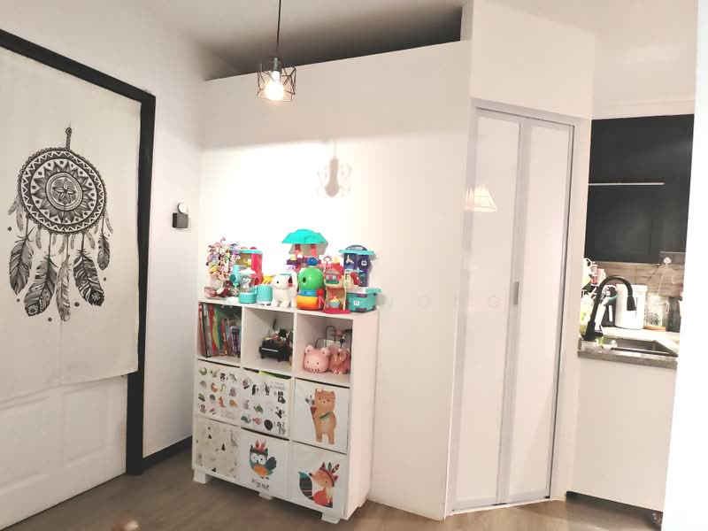186 Bukit Batok West Avenue 6, 186 Bukit Batok West Avenue 6, 3 Bedrooms, 1,130 sqft, HDB Flat For Sale, by Caren Wong, 500188732 - Interior - PropertyGuru.com.sg