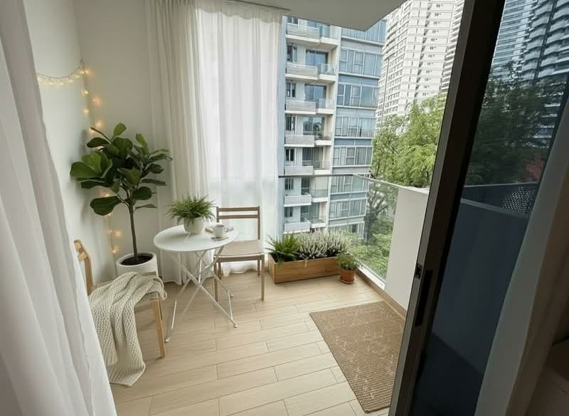 26 Newton, 26 Newton Road Singapore, 1 Bedroom, 474 sqft, Condominium For Sale, by Zach Lin, 500188737 - Balcony - PropertyGuru.com.sg