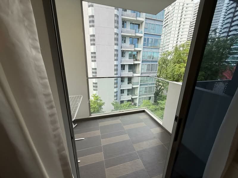 26 Newton, 26 Newton Road Singapore, 1 Bedroom, 474 sqft, Condominium For Sale, by Zach Lin, 500188737 - Balcony - PropertyGuru.com.sg
