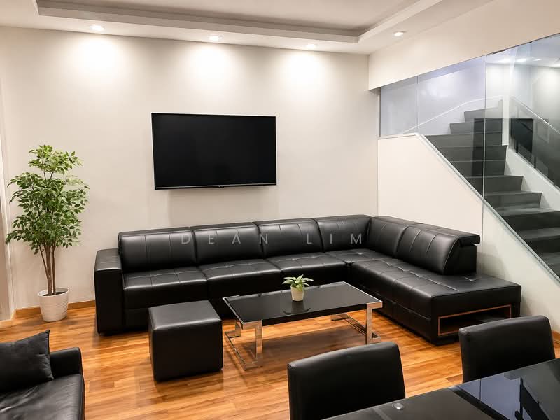 ⭐️⭐️LANDED7772@ Jalan Chempaka Kuning, , 7 Bedrooms, 2,500 sqft, Terraced House For Sale, by Dean Lim, 500188756 - Living Room - PropertyGuru.com.sg
