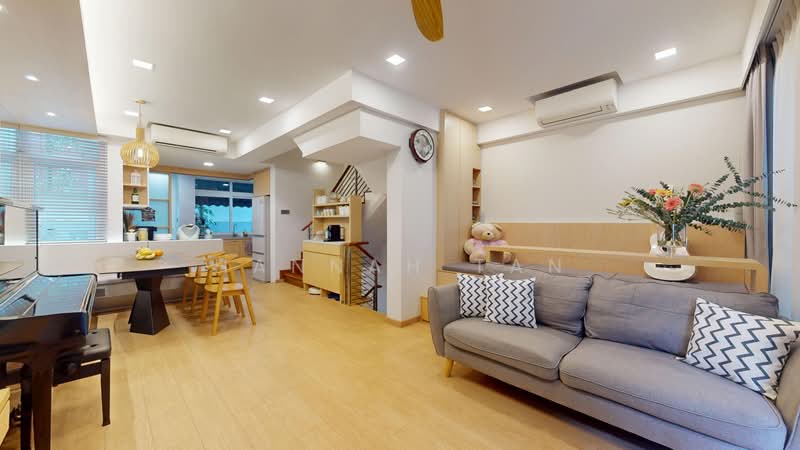 Palm Grove Regency, Palm Grove Avenue, 5 Bedrooms, 2,939 sqft, Terraced House For Sale, by Hannah Tan, 500188758 - Living Room - PropertyGuru.com.sg