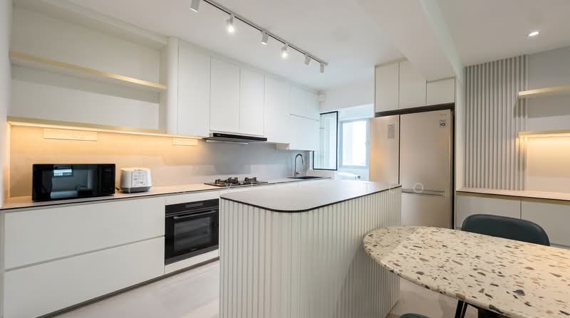 377B Hougang Street 32, 377B Hougang Street 32, 3 Bedrooms, 1,227 sqft, HDB Flat For Sale, by Ian Yijie Teo, 500188761 - Kitchen - PropertyGuru.com.sg