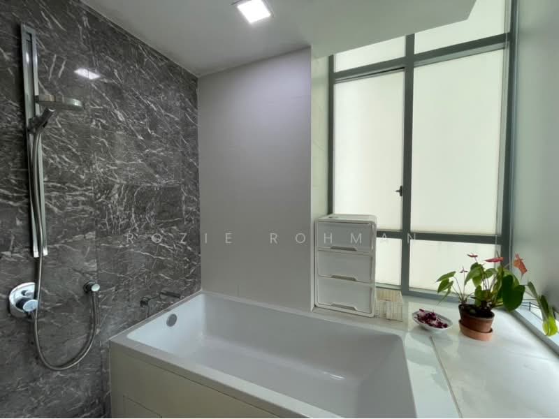 Oasis Garden, 53 Jalan Bunga Rampai, 4 Bedrooms, 1,475 sqft, Condominium For Sale, by Rozie Rohman, 500188762 - PropertyGuru.com.sg