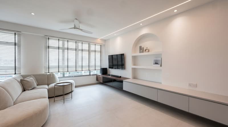 S.U.P.E.R C.H.E.A.P! Beautifully Renovated! High Floor!, , 3 Bedrooms, 1,227 sqft, HDB Flat For Sale, by Ian Yijie Teo, 500188764 - Living Room - PropertyGuru.com.sg