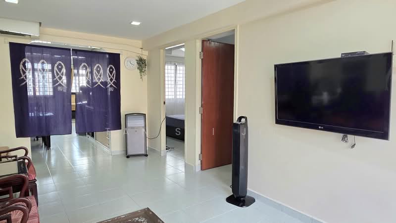 61 Lorong 5 Toa Payoh, 61 Lorong 5 Toa Payoh, 3 Bedrooms, 839 sqft, HDB Flat For Rent, by Tan Shi Jie, 500188779 - Living Room - PropertyGuru.com.sg