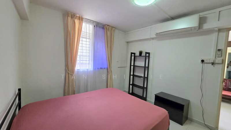 61 Lorong 5 Toa Payoh, 61 Lorong 5 Toa Payoh, 3 Bedrooms, 839 sqft, HDB Flat For Rent, by Tan Shi Jie, 500188779 - Bedroom - PropertyGuru.com.sg