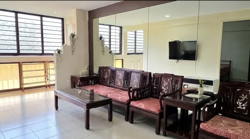 61 Lorong 5 Toa Payoh, 61 Lorong 5 Toa Payoh, 3 Bedrooms, 839 sqft, HDB Flat For Rent, by Tan Shi Jie, 500188779 - Living Room - PropertyGuru.com.sg