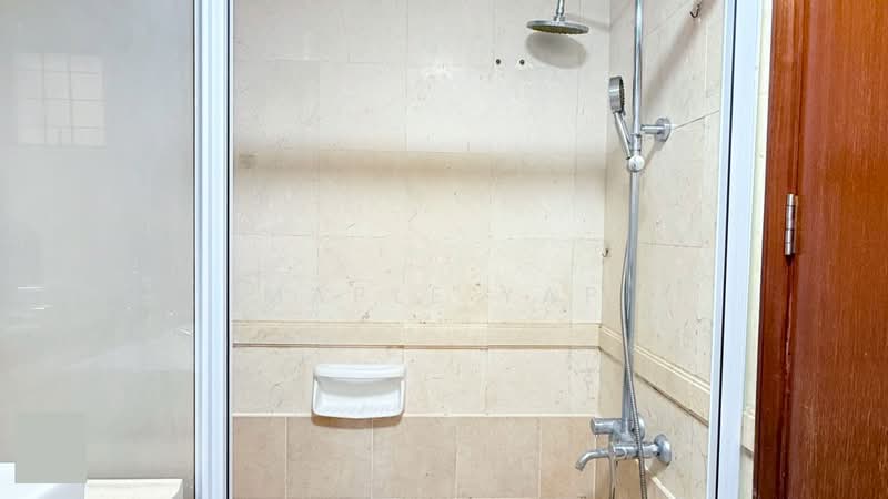 Palm Mansions, 345 Pasir Panjang Road, Room Rental, 150 sqft, Apartment For Rent, by Maple Yap, 500188785 - MBR2 Bathroom - PropertyGuru.com.sg