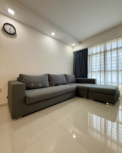 524B Tampines Central 7, 524B Tampines Central 7, 3 Bedrooms, 1,001 sqft, HDB Flat For Sale, by Salihin ., 500188795 - Living Room - PropertyGuru.com.sg