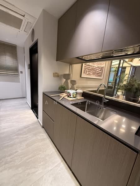 Sora, 73/74/76/78 Yuan Ching Road, 4 Bedrooms, 1,195 sqft, Condominium For Sale, by Jane Ang, 500188796 - Kitchen - PropertyGuru.com.sg