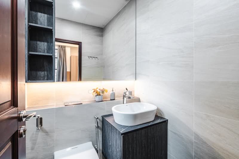Tanglin Regency, 381 Tanglin Road, Room Rental, 151 sqft, Condominium For Rent, by Cove, 500188804 - Bathroom - PropertyGuru.com.sg