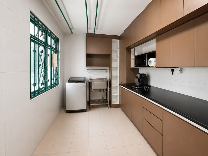 352B Canberra Road, 352B Canberra Road, 3 Bedrooms, 1,001 sqft, HDB Flat For Sale, by Athalie Low, 500188810 - Kitchen - PropertyGuru.com.sg