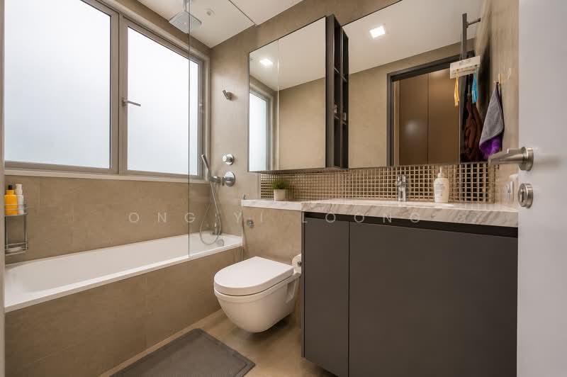 The Sorrento, 55 West Coast Road, 2 Bedrooms, 1,259 sqft, Condominium For Sale, by Ong Yi Loong, 500188820 - Master Bathroom (Artist Impression) - PropertyGuru.com.sg