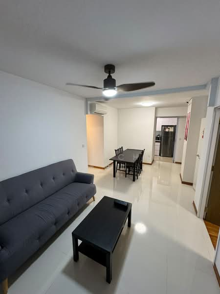 53 Strathmore Avenue, 53 Strathmore Avenue, 3 Bedrooms, 893 sqft, HDB Flat For Rent, by Ryan Chin 陈世川, 500188821 - Living Room - PropertyGuru.com.sg