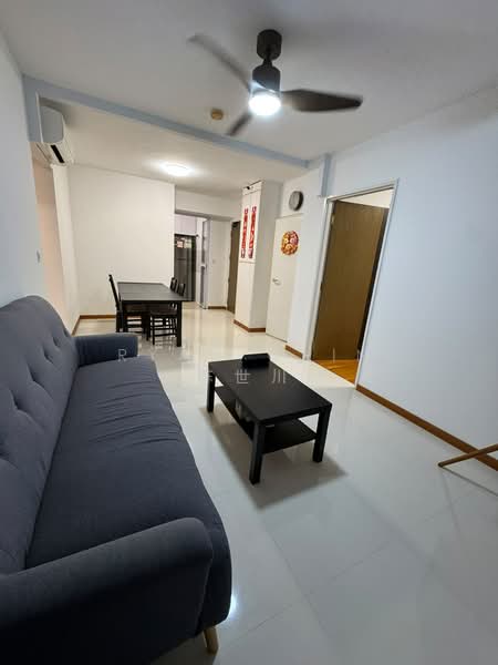 53 Strathmore Avenue, 53 Strathmore Avenue, 3 Bedrooms, 893 sqft, HDB Flat For Rent, by Ryan Chin 陈世川, 500188821 - Living Room - PropertyGuru.com.sg