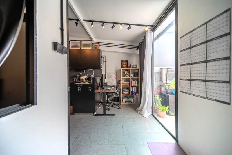 53 Jalan Ma'mor, 53 Jalan Ma'mor, 3 Bedrooms, 1,282 sqft, HDB Flat For Sale, by Derru Chang, 500188826 - Study - PropertyGuru.com.sg
