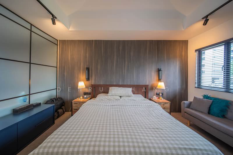 53 Jalan Ma'mor, 53 Jalan Ma'mor, 3 Bedrooms, 1,282 sqft, HDB Flat For Sale, by Derru Chang, 500188826 - Master Bedroom - PropertyGuru.com.sg