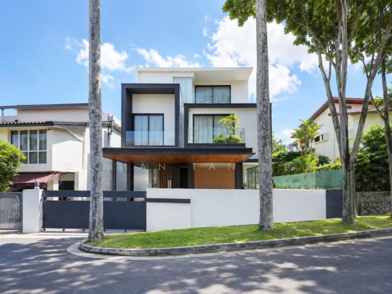 ⭐️RARE BRAND NEW RENOVATED DETACHED @ GOLDHILL GARDENS⭐️1 KM OF ACS & SCGS⭐️NEAR MRT & BUS STOPS⭐️, Goldhill Avenue Barker Mount Rosie Chancery Gentle Gilstead Buckley Merlimau Dyson Tan Sim Boh Bo Seng Asimont Balmoral Stevens Robin Fernhill Lewis Margoliouth Trevose Berrima Harlyn Dalkeith Narooma Camborne Kheam Hock Merryn Tempua Unggas Bahasa, 6 Bedrooms, 8,500 sqft, Detached House For Sale, by Damian Tan 陈係赈, 500188828 - Exterior - PropertyGuru.com.sg