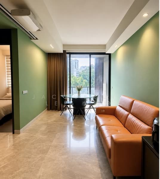Martin Modern, 10 Martin Place, 2 Bedrooms, 764 sqft, Apartment For Sale, by Jacqueline Lee 李瑞玲, 500188829 - Living Room - PropertyGuru.com.sg