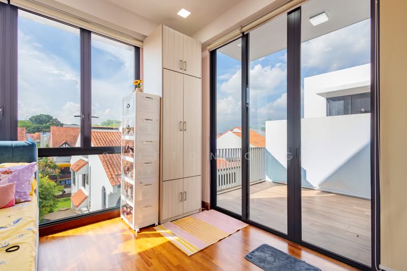 Alana, Sunrise Terrace, 4 Bedrooms, 3,057 sqft, Terraced House For Sale, by Clifton Ong, 500188830 - Bedroom - PropertyGuru.com.sg