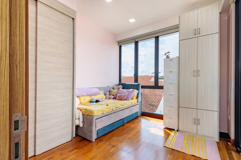 Alana, Sunrise Terrace, 4 Bedrooms, 3,057 sqft, Terraced House For Sale, by Clifton Ong, 500188830 - PropertyGuru.com.sg
