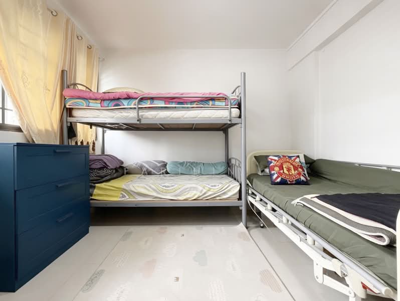 53 Geylang Bahru, 53 Geylang Bahru, 4 Bedrooms, 1,227 sqft, HDB Flat For Sale, by Farihin ., 500188834 - Bedroom - PropertyGuru.com.sg