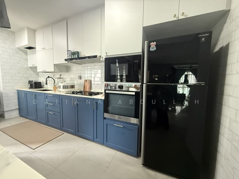 204A Punggol Field, 204A Punggol Field, 3 Bedrooms, 1,184 sqft, HDB Flat For Sale, by Daliana Abdullah, 500188837 - Kitchen - PropertyGuru.com.sg